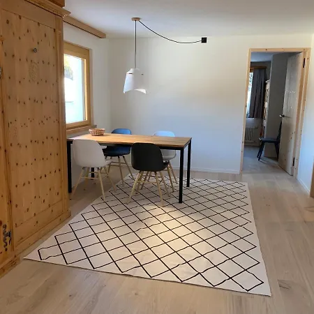 Chesa La Furia Apartment *